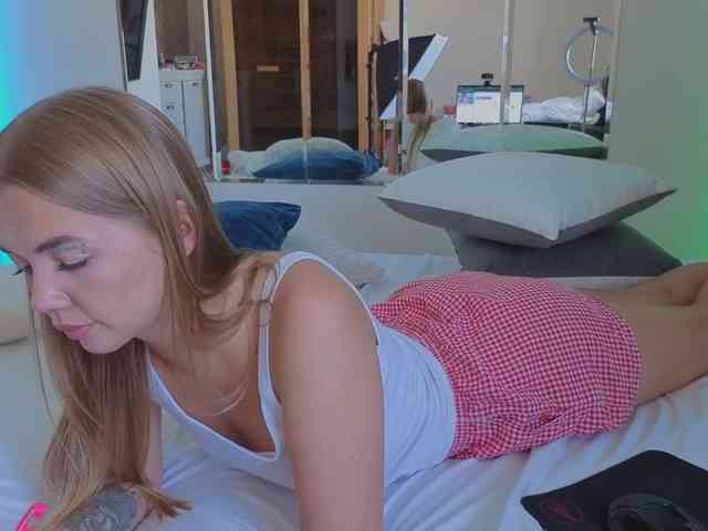 CarrieBradshaww webcam
