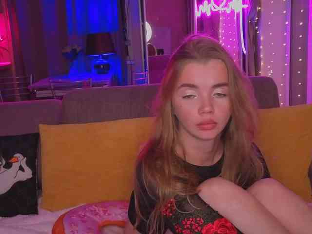 CarrieBradshaww webcam