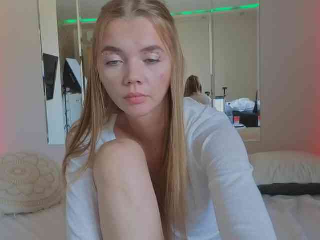 CarrieBradshaww webcam