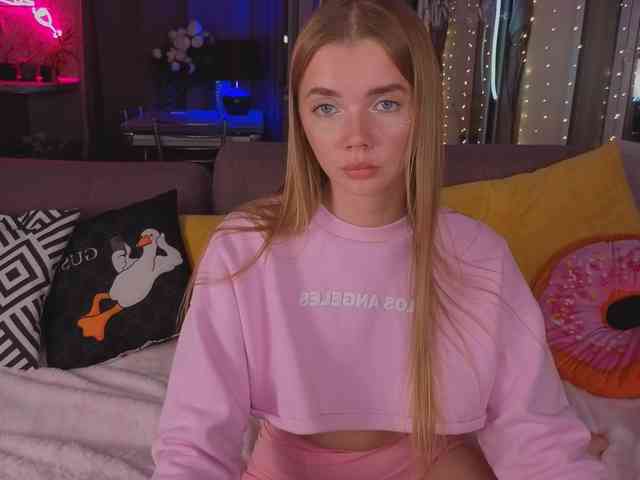 CarrieBradshaww webcam