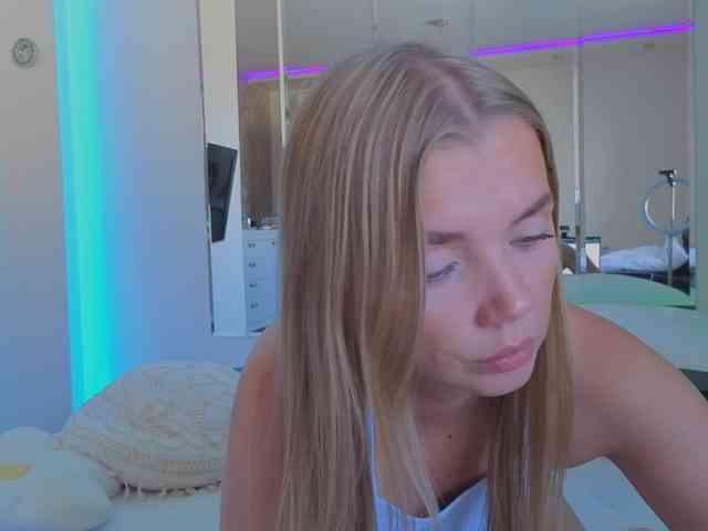 CarrieBradshaww webcam