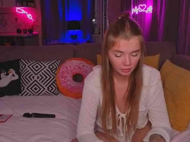 CarrieBradshaww webcam