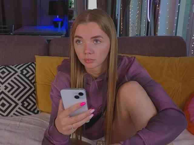 CarrieBradshaww webcam