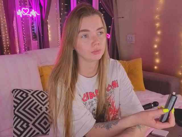 CarrieBradshaww webcam