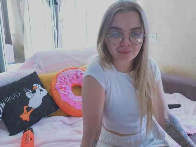 CarrieBradshaww webcam