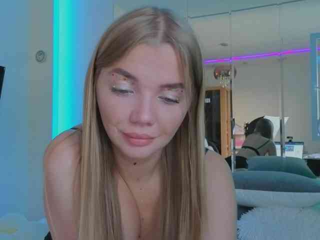 CarrieBradshaww webcam