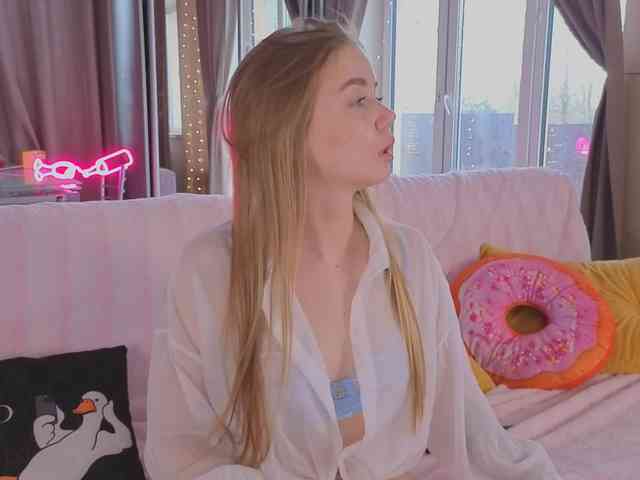 CarrieBradshaww webcam