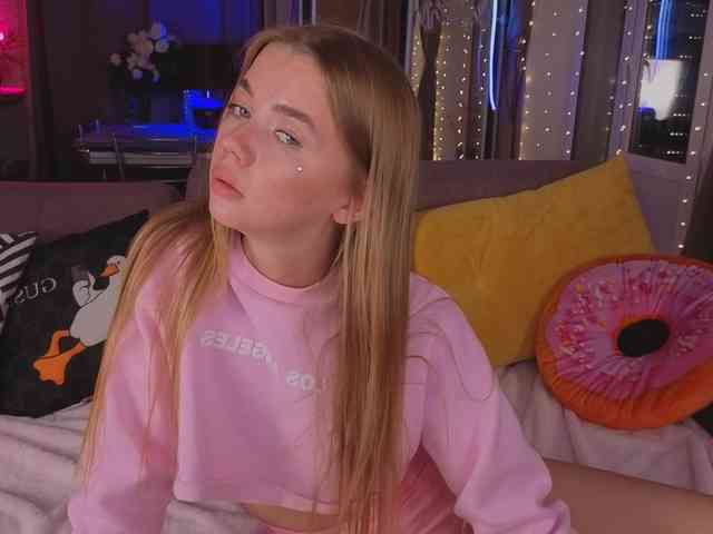CarrieBradshaww webcam