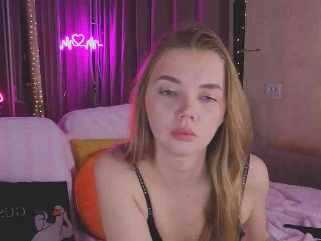 CarrieBradshaww webcam