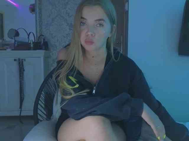 CarrieBradshaww webcam