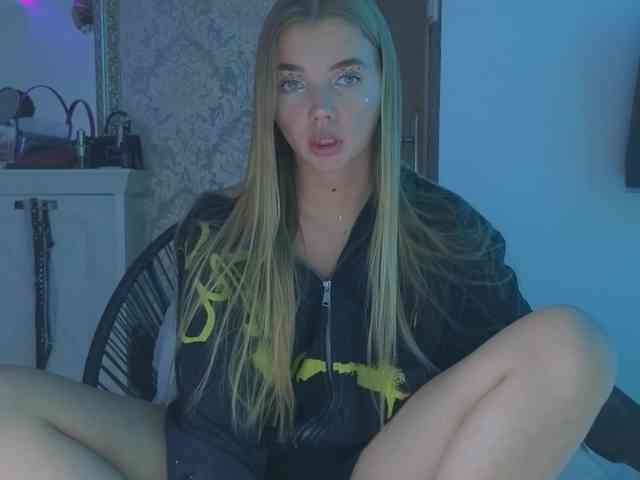 CarrieBradshaww webcam