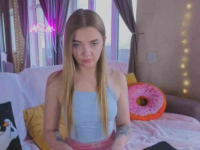 CarrieBradshaww webcam