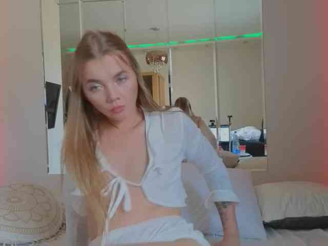 CarrieBradshaww webcam