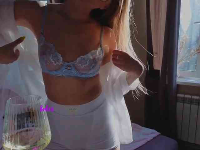 CarrieBradshaww webcam