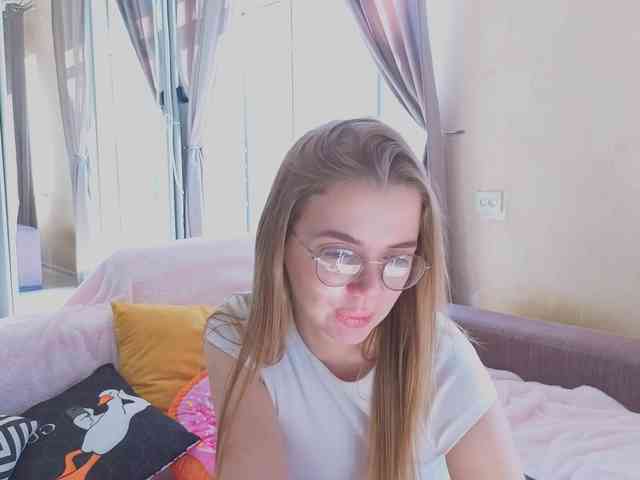 CarrieBradshaww webcam