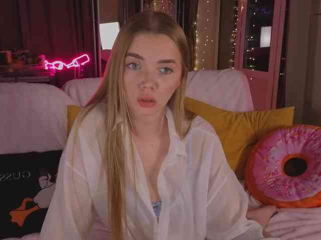 CarrieBradshaww webcam