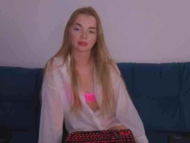 CarrieBradshaww webcam