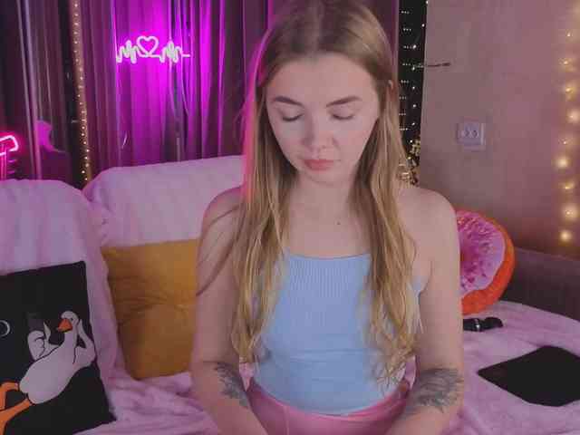 CarrieBradshaww webcam