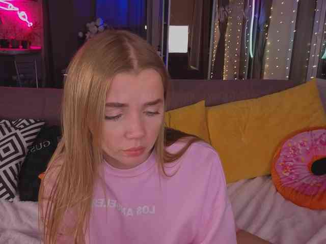 CarrieBradshaww webcam