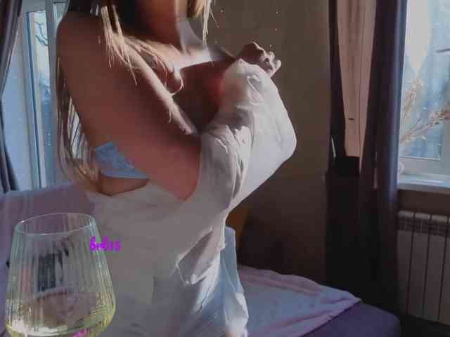 CarrieBradshaww webcam