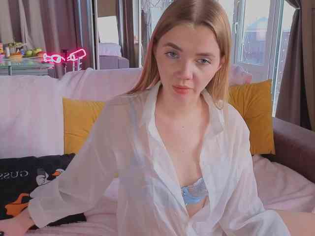 CarrieBradshaww webcam