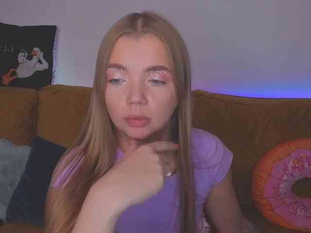 CarrieBradshaww webcam