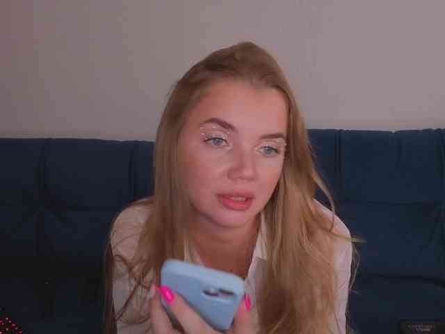 Trusty-dottie Live Webcam on BongaCams
