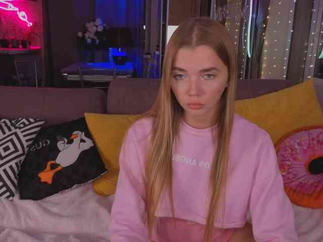 CarrieBradshaww webcam