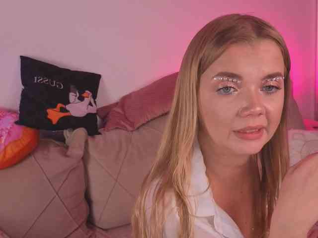 carriebradshaww's live room