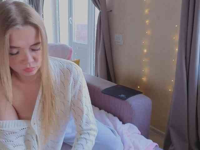 CarrieBradshaww webcam