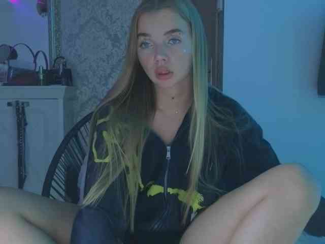 CarrieBradshaww webcam