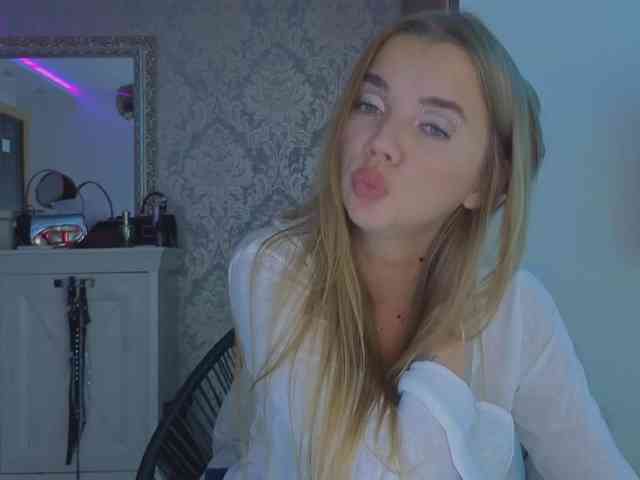 CarrieBradshaww webcam