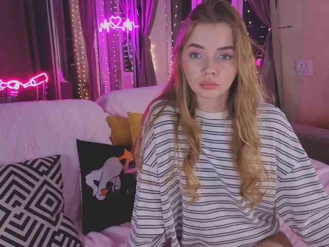 CarrieBradshaww webcam