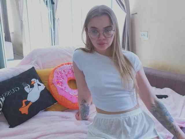 CarrieBradshaww webcam