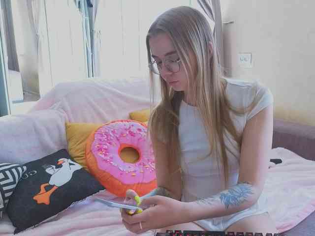 CarrieBradshaww webcam