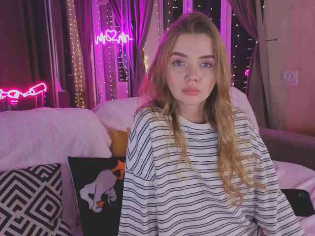 CarrieBradshaww webcam