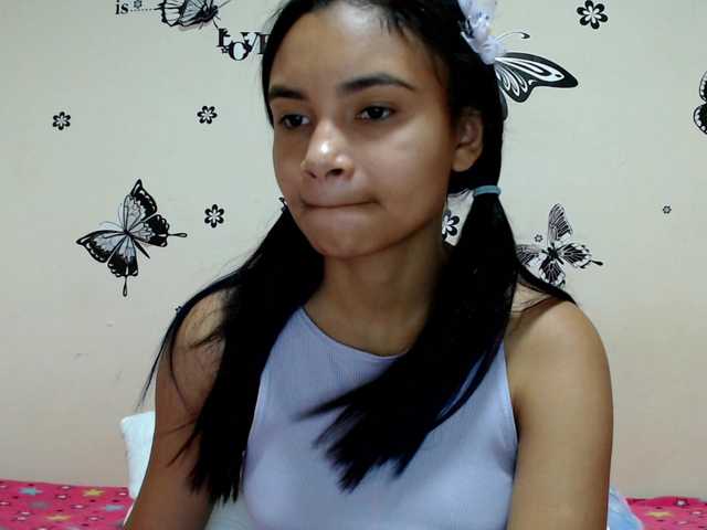 liz7skinny live cam on BongaCams