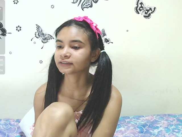 liz7skinny live cam on BongaCams