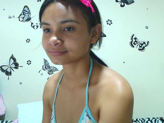 liz7skinny live cam on BongaCams