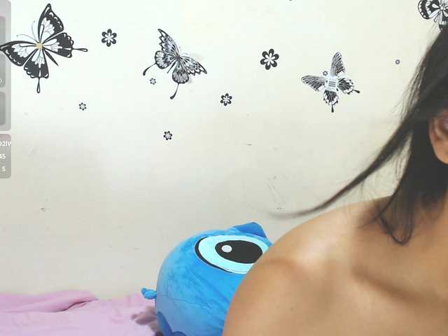 liz7skinny live cam on BongaCams