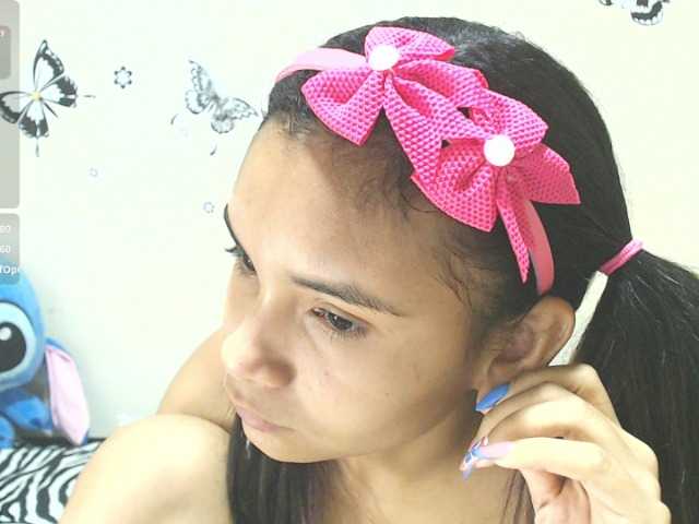 liz7skinny live cam on BongaCams