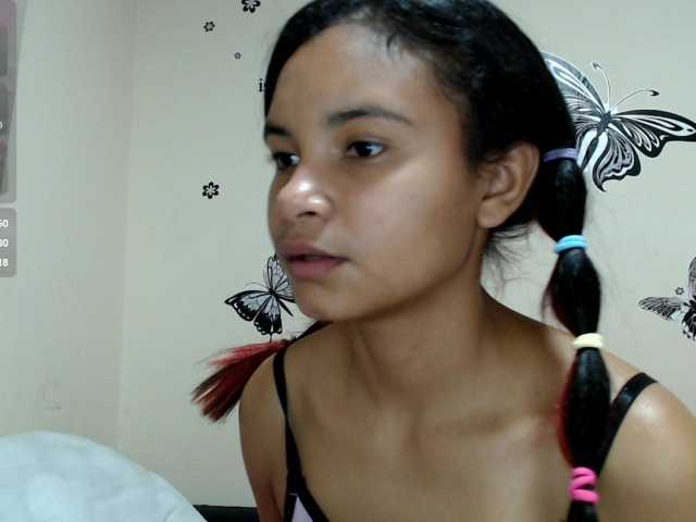 liz7skinny live cam on BongaCams