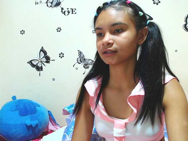 liz7skinny live cam on BongaCams