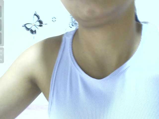 liz7skinny live cam on BongaCams