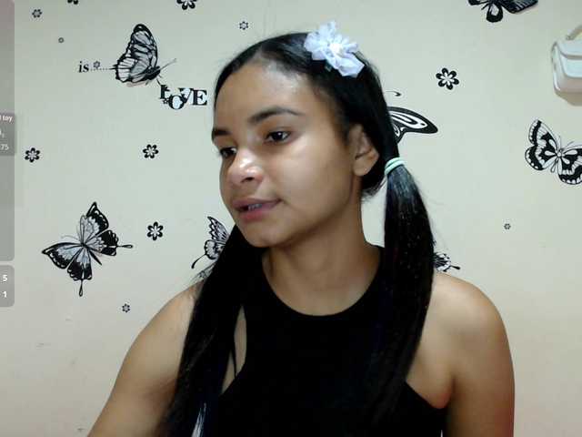 liz7skinny live cam on BongaCams
