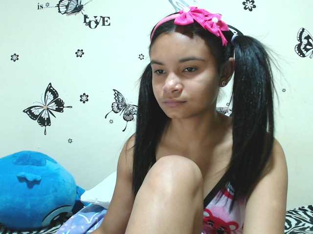 liz7skinny live cam on BongaCams