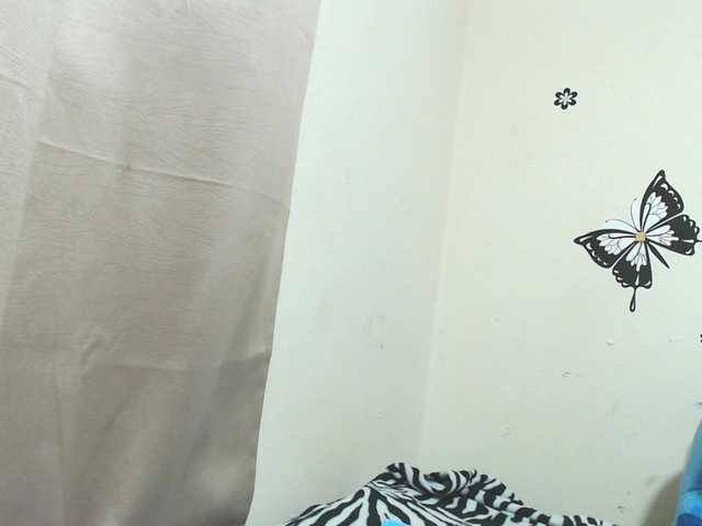 liz7skinny live cam on BongaCams