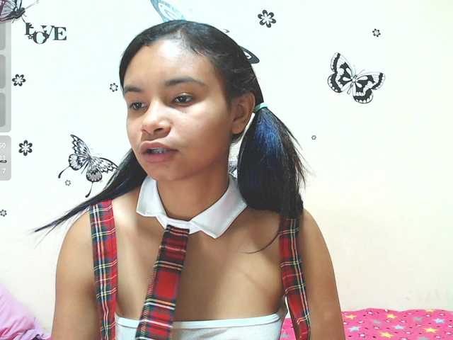 liz7skinny live cam on BongaCams