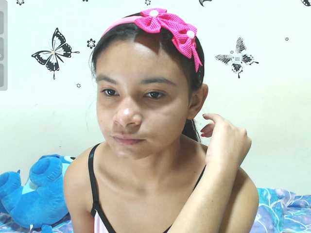 liz7skinny live cam on BongaCams