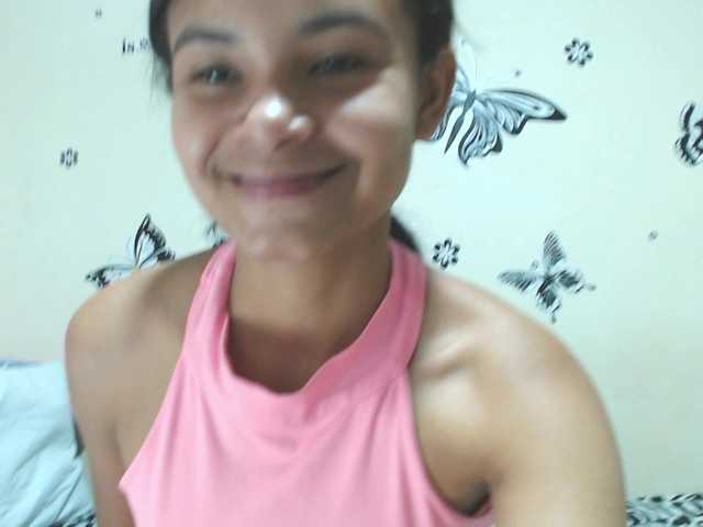 liz7skinny live cam on BongaCams